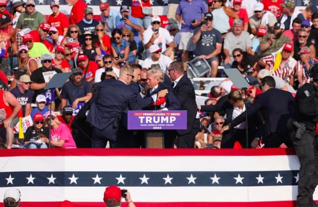 Identitas Korban Penembakan Kampanye Trump Terungkap, Satu Tewas dan Dua Luka Parah