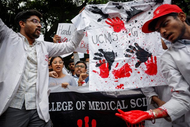 Ratusan Dokter di India Demo Tuntut Usut Perkosaan Dokter Muda