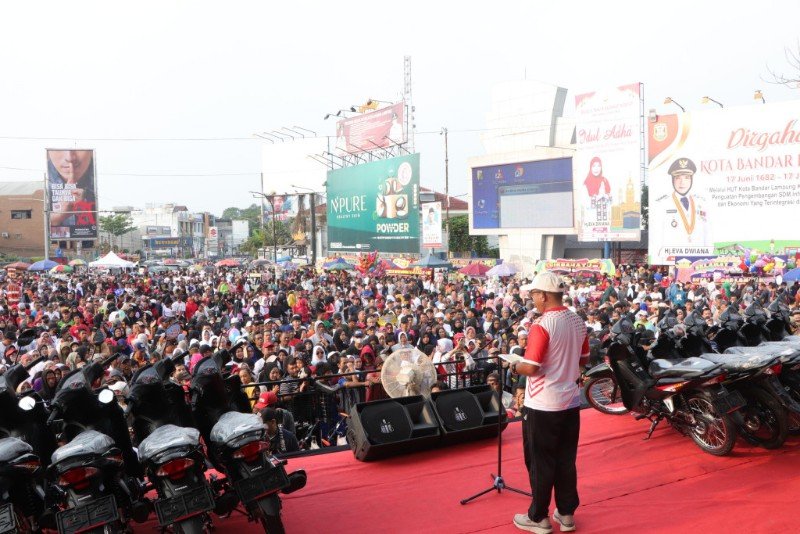 Pj Gubernur Samsudin Minta Kota Bandar Lampung Tunjukkan Ciri Khasnya