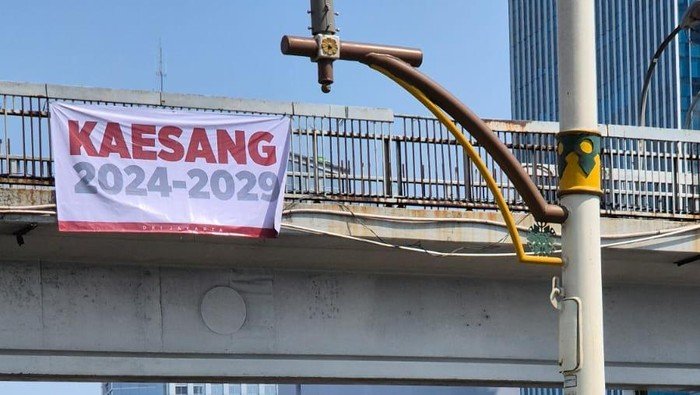 Spanduk Kaesang Mulai Muncul di Jakarta, Kaesang Minta Doakan