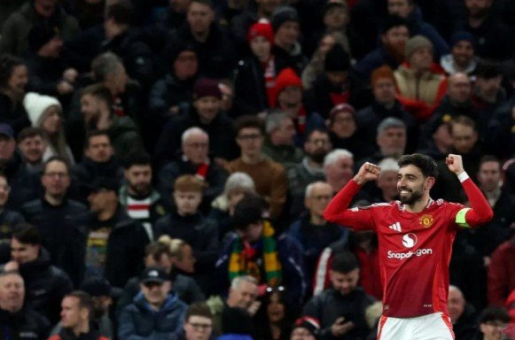 Hattrick Bruno Fernandes Bawa MU Melenggang ke Perempat Final Liga Europa