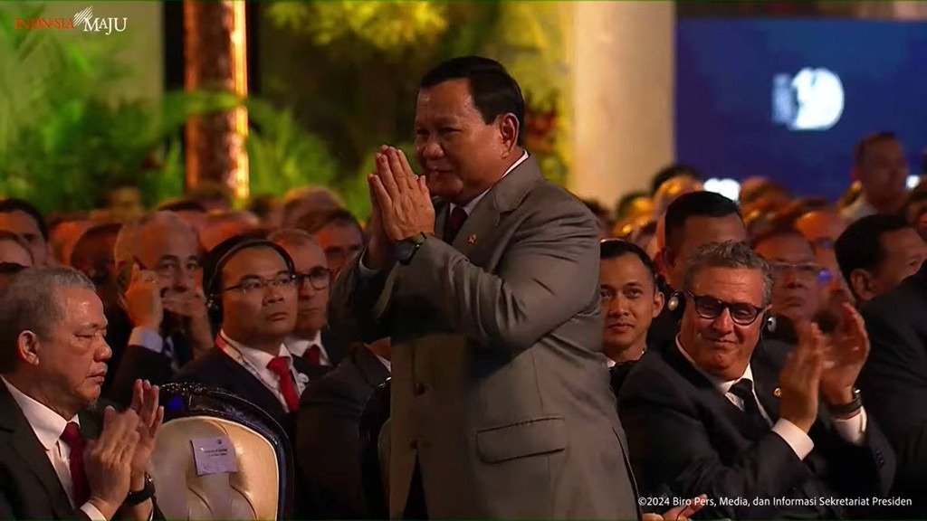 Jokowi Perkenalkan Prabowo Sebagai Presiden Terpilih di KTT ke-10