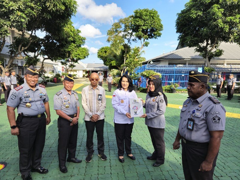 Kakanwil Kemenkumham Lampung Beri Penghargaan Pegawai juga Launching SK Integrasi