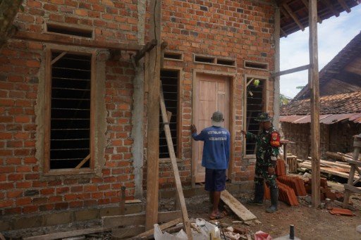 Asik..!! Harapan Suhono Dapat Rumah Layak Terwujud Lewat Program RTLH TMMD