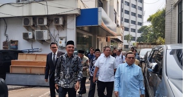 Pansus Haji Temukan Sistem Data Siskohat Kemenang Ternyata Bisa Dijebol dan Diolah?