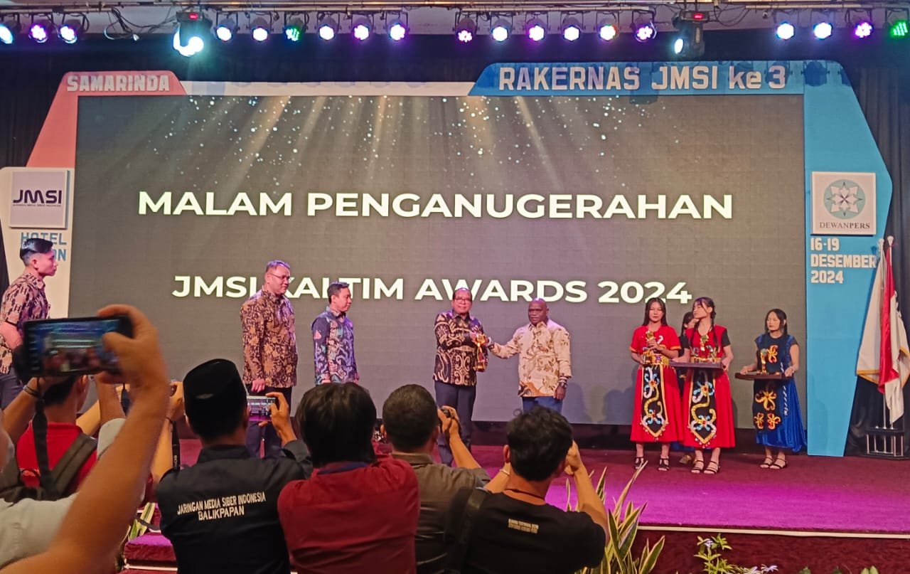 Raih JMSI Award, Pj Gubernur Lampung: Pemprov dan JMSI Tidak Dapat Dipisahkan