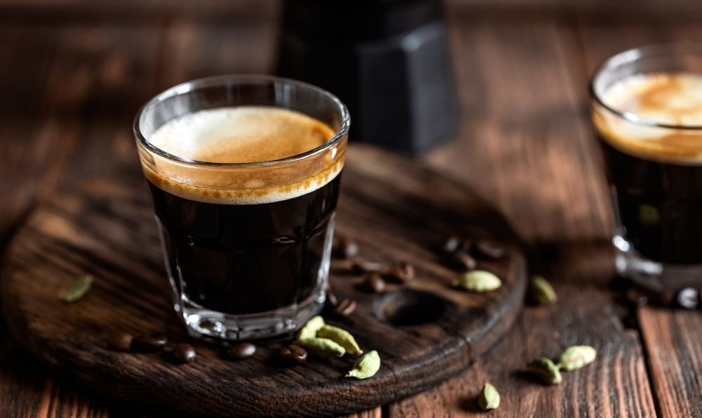 Hindari Lima Makanan Ini Saat Minum Kopi