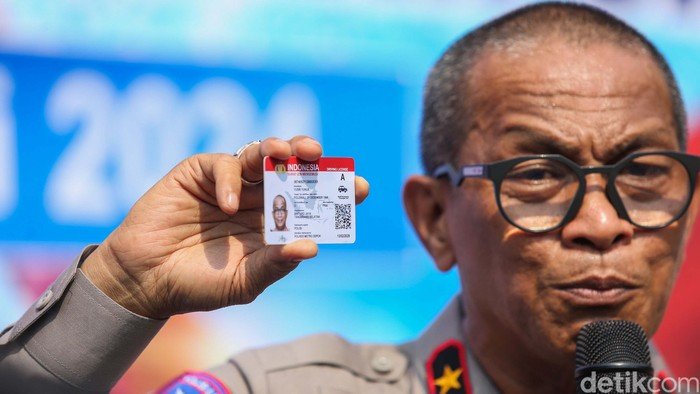 Korlantas Polri Kini Mulai Berlakukan Nomor SIM Sinkron dengan NIK KTP