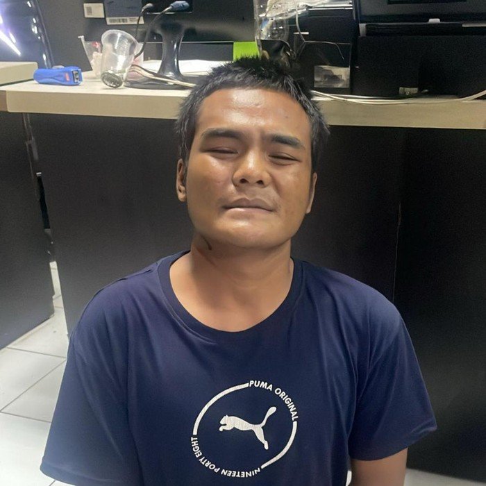 Ditangkap Karena Tawuran dan Lukai Anggota Polisi, Seorang Pemuda Pasang Muka Mau Nangis