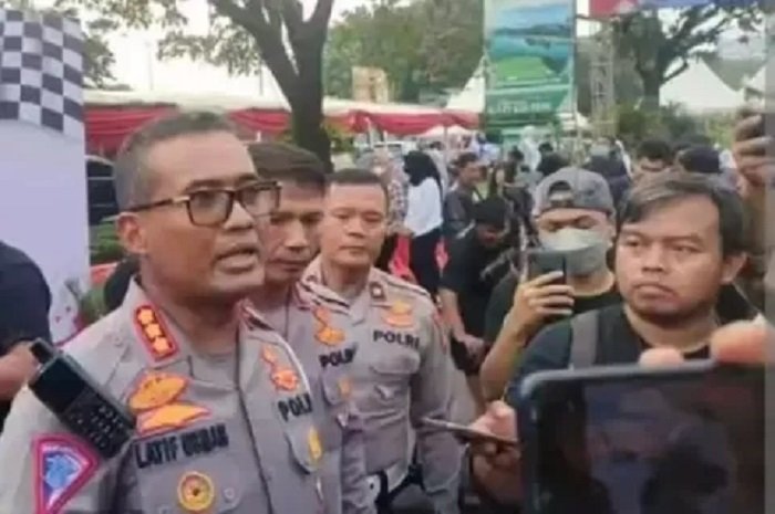 Usai Viral Video 3 Oknum Polisi Pungli Recehan di Jalan Tol Halim, Dirlantas PMJ Minta Maaf