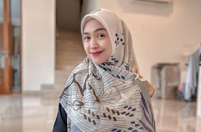 Mengira Tipes, Ria Ricis Ternyata Keracunan Makanan, Sampai Muntah 10 Kali