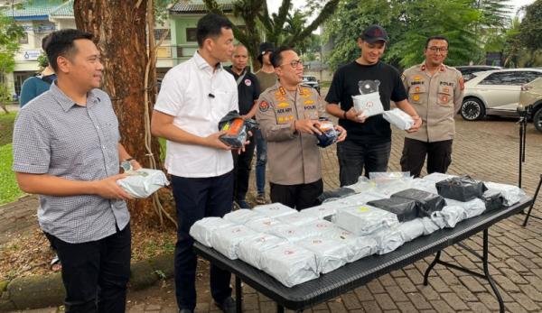 Penemuan 45Kg Sabu Dalam Bungkus Teh China di Parkiran RSUP Fatmawati, Polda Buru Pemesan dan Pemilik Barang